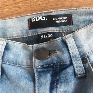 BDG Cigarette Mid Rise Jeans